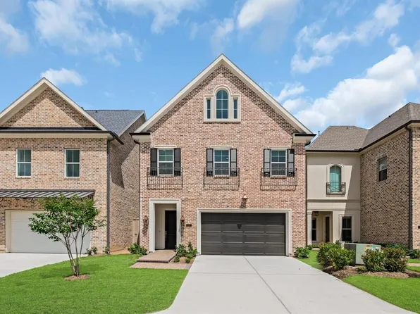 111 Hickory St, Conroe, TX 77384