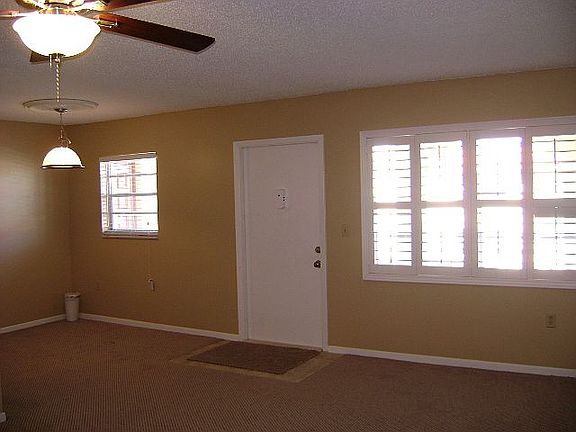 5th image of 2600 S Kanner Hwy APT L11