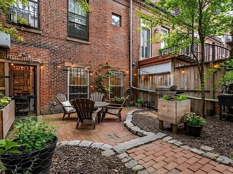 63 Rutland St #1 — Photo 27