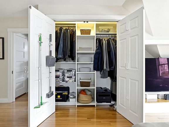 5th image of 16 Primrose St #3