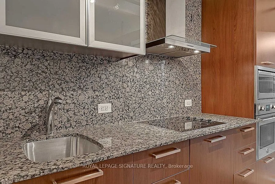 2 bed, $2,200 — Photo 4