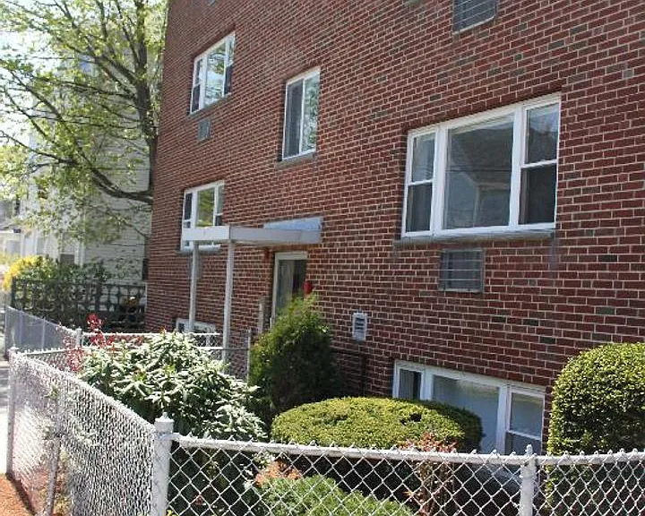 14 Westford St #6 — Photo 1