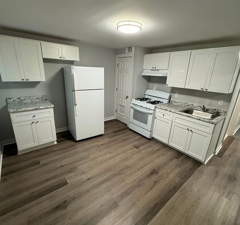 1st image of 8 Graham Ave