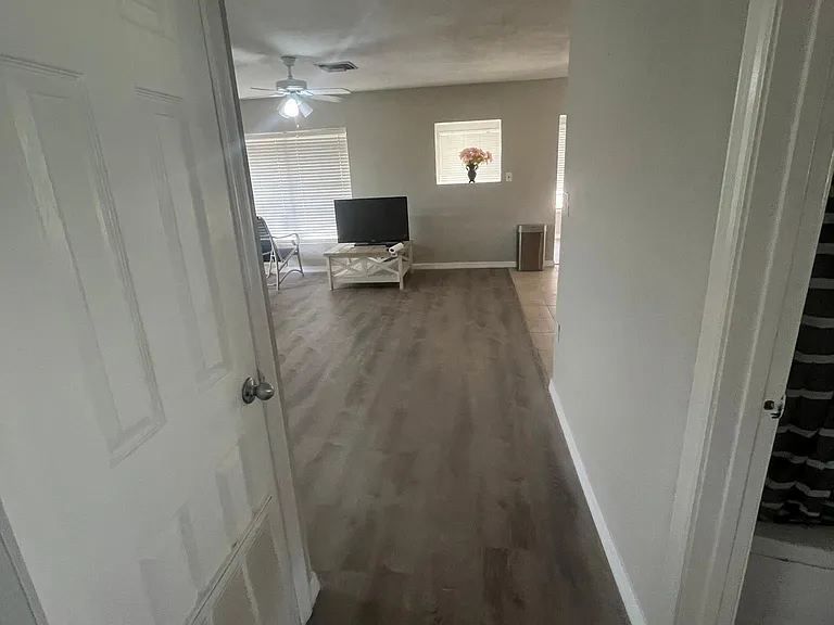 2476 Coronado Way — Photo 11