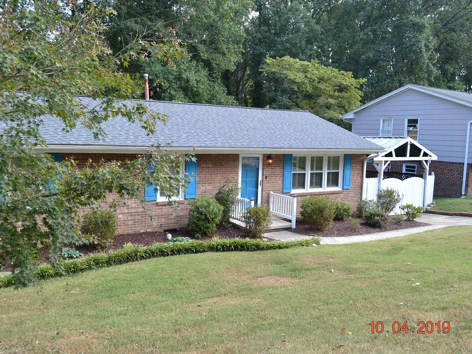 3 bed, 1.5 bath, 1230 sqft, $1,790 — Photo 4