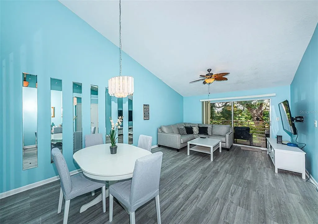 2 bed, 2.0 bath, 1070 sqft, $1,850 — Photo 4