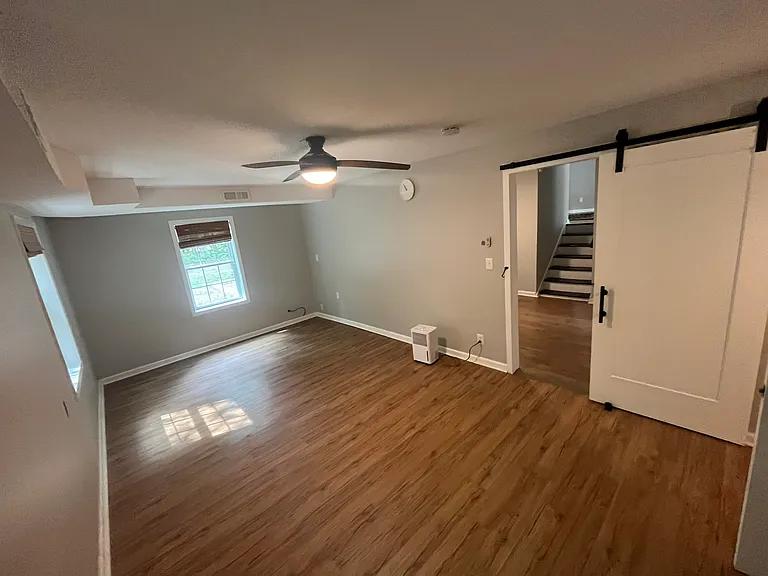 9720 Robinwood Ln — Photo 9
