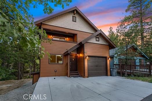 1st image of 40345 York Ln