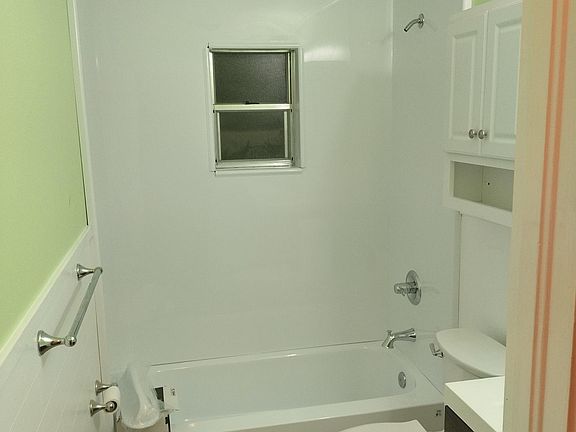 3rd image of 5223 SE 114th St