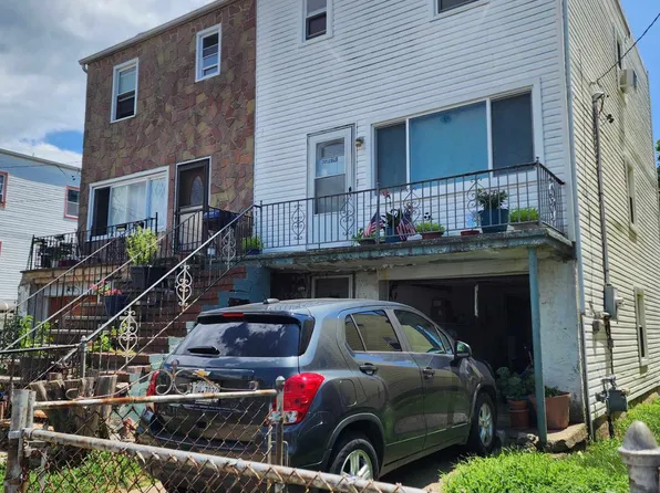 72-11 Burchell Avenue image 1 of 15