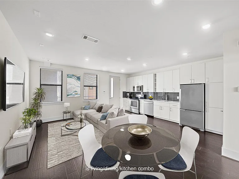 2401 Crawford St #B204 — Photo 1