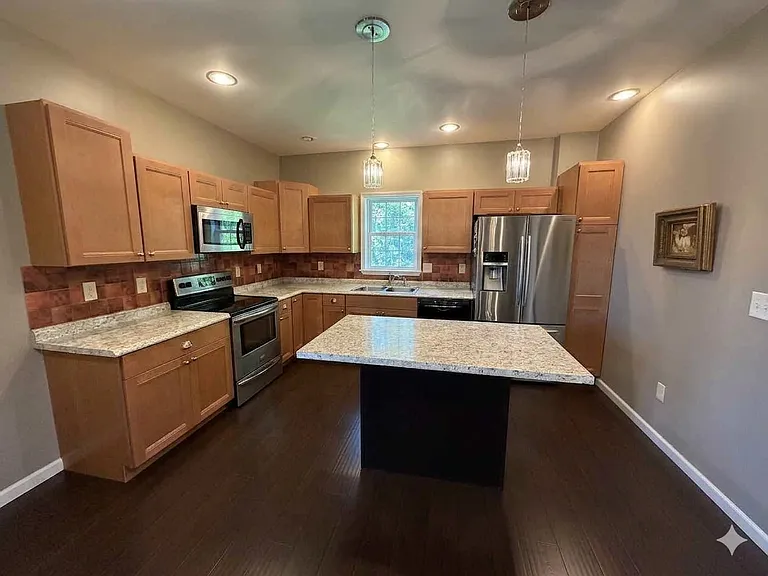630 E Cherry Ln — Photo 8