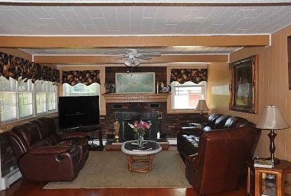 2nd image of 3836 Waverly Ave