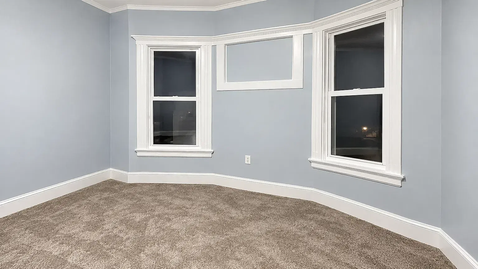 3 bed, 800 sqft, $2,100 — Photo 3