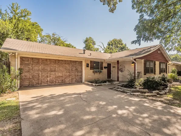 612 Bayless Dr, Euless, TX 76040