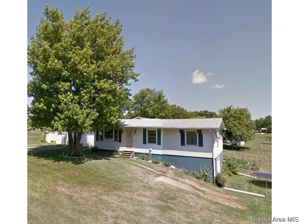 1014 W Franklin St photo 1