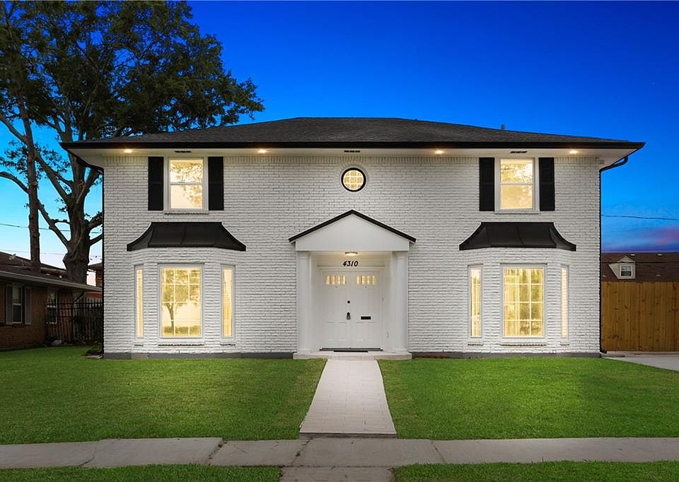 1st image of 4310 Macarthur Blvd