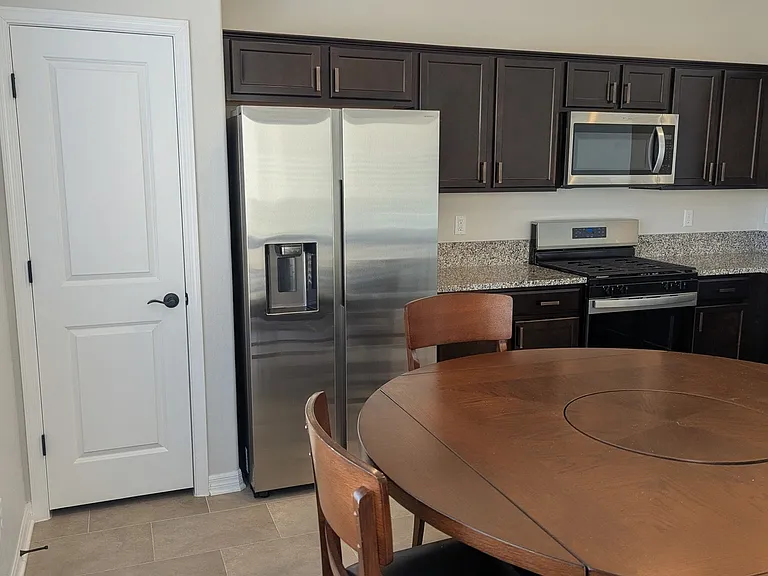 1371 Evening Breeze Ln — Photo 14