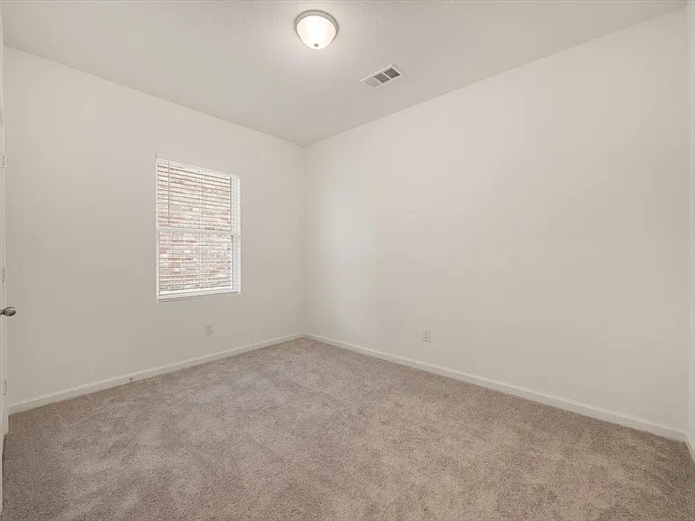 617 Delaware Ave — Photo 20