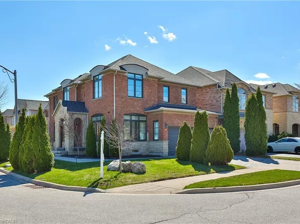 2252 Dewsbury Dr, Oakville, ON L6M 0A6