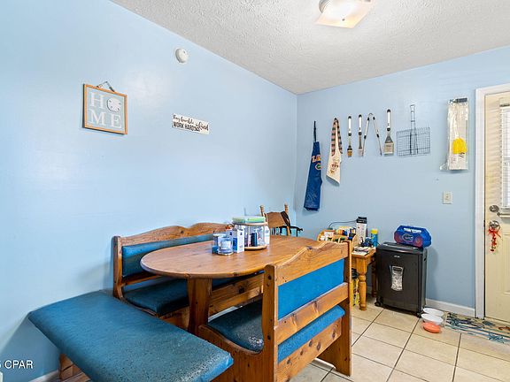 4th image of 3704 Burnham Way
