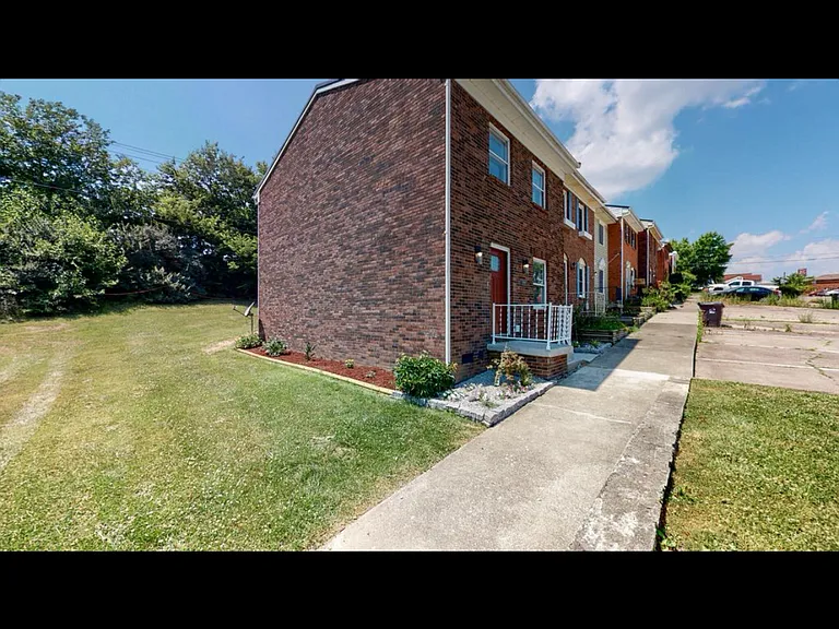 1658 Foxhaven Dr #1 — Photo 21