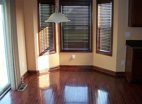 3rd image of 226 Rockbrook Crossing Ave