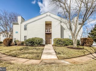 115 Village Ln, Mount Laurel, NJ 08054