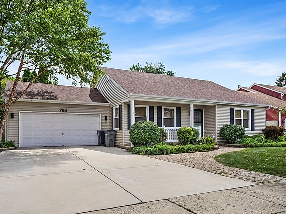 2nd image of 795 Springhill Ct