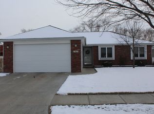 1845 W Hill St, Lincoln, NE 68522