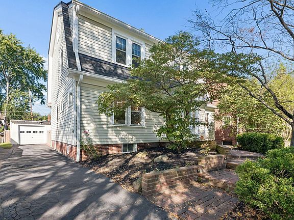 4th image of 54 Winthrop Rd