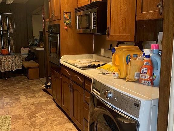 4th image of 730 Judy Ln