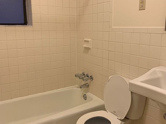 3rd image of 328 E 95th St #33