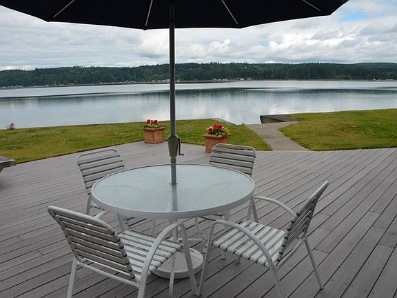 Beautiful setting!
