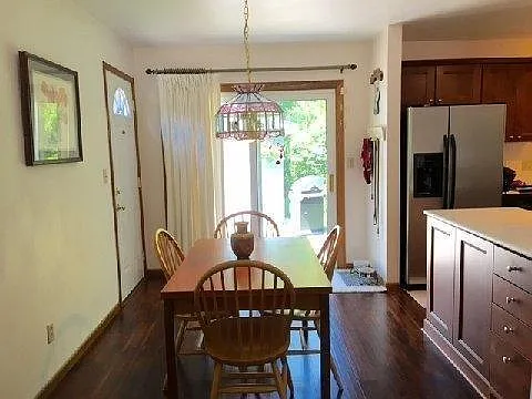 268 Willow Dr — Photo 4
