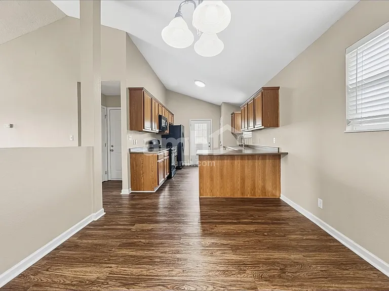 123 Flagstone Way Dr — Photo 6