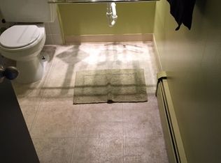 249 S Crooks Rd APT 9, Clawson, MI 48017