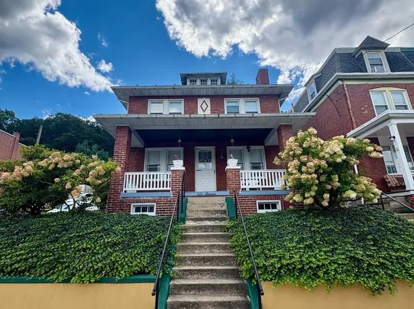 1520 Fairview St, Reading, PA 19606
