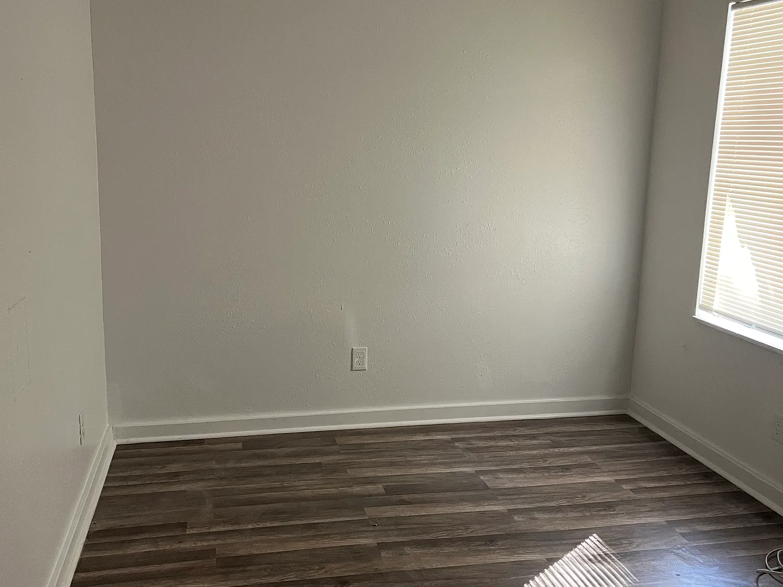 3 bed, 1100 sqft, $1,500 — Photo 4