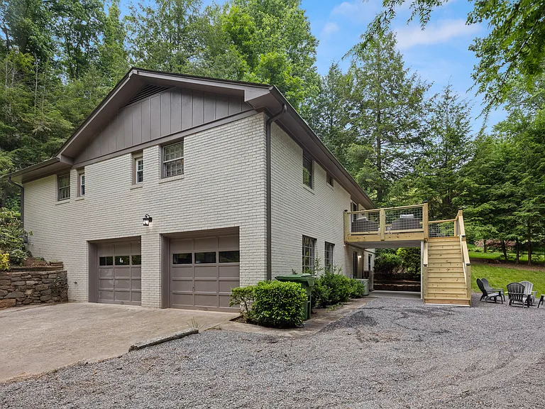 116 Overlook Rd — Photo 36