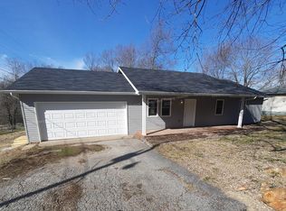 1709 N 16th St, Ozark, MO 65721