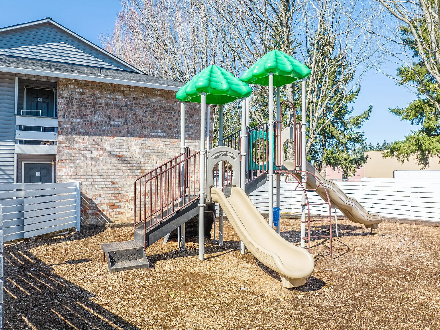 Township Eastside — Photo 3