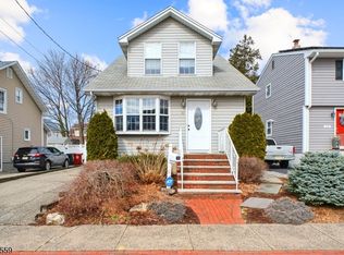 32 Cleveland Ave, Nutley, NJ 07110