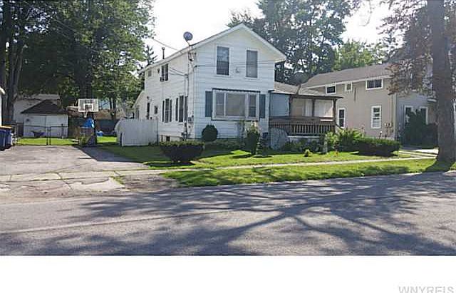2nd image of 66 Lewis St
