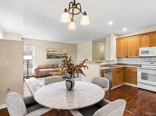 9568 W San Juan Circle #201, Littleton, CO 80128