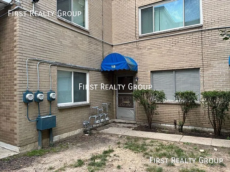 737 Wilmington Ave #18 — Photo 16