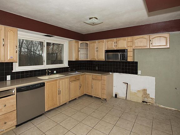 4th image of 1252 Westlake Woods Dr