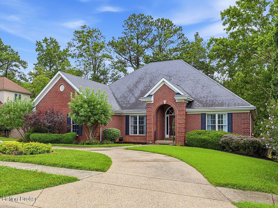 1st image of 417 Landis Lakes Ct