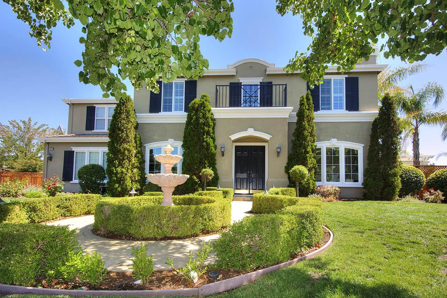 683 Shadow Mist Ct photo 1