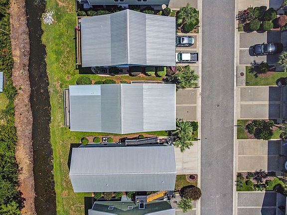 4th image of 72 Weatherboard Ct.